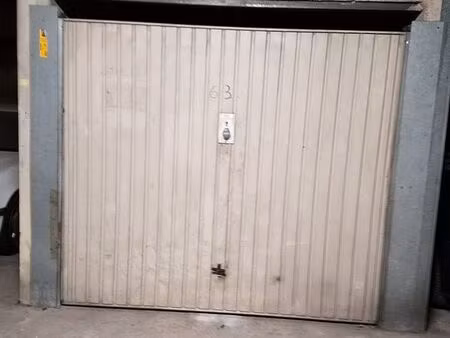 parking garage ferme box