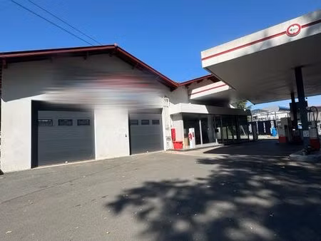 local commercial