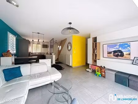 maison 3 pièces 103 m²