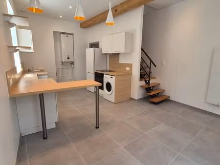 à louer  maison de village