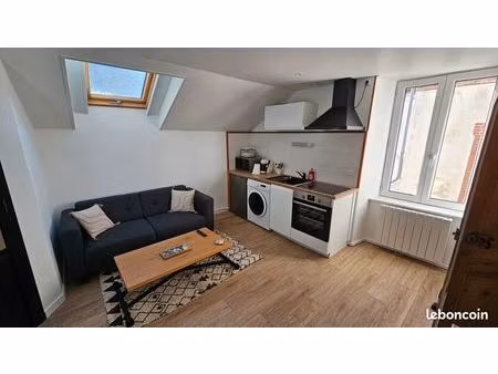 studio 1 pièce 20 m² meublé  équipé et neuf