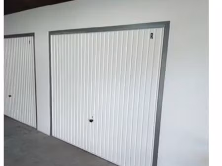 box 8m2