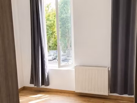 maison 4 chambres avec cour