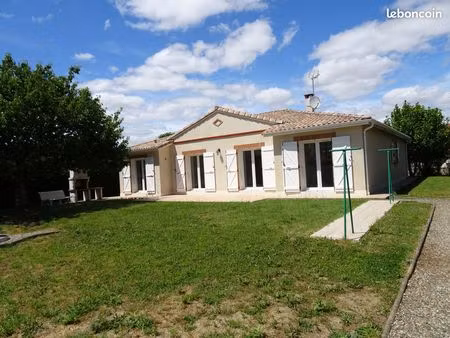 villa t 4/5 climatisee