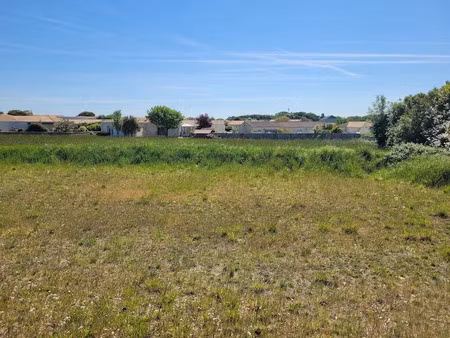 vente terrain 607 m² à semussac (17120)  74 900 €