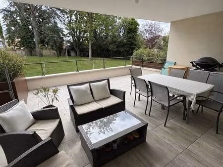a louer f3 andrezieux récent 80m2 + terrasse 32m2 + double garage