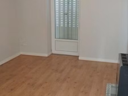 location t2 proche hôpital