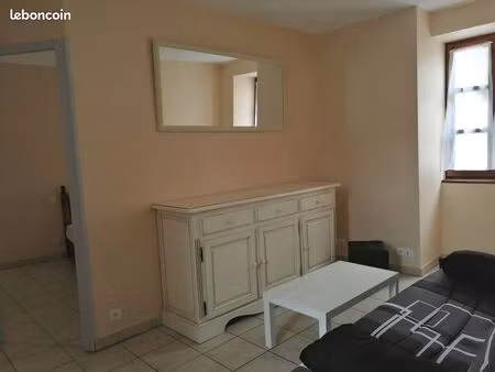 a louer f2 meuble