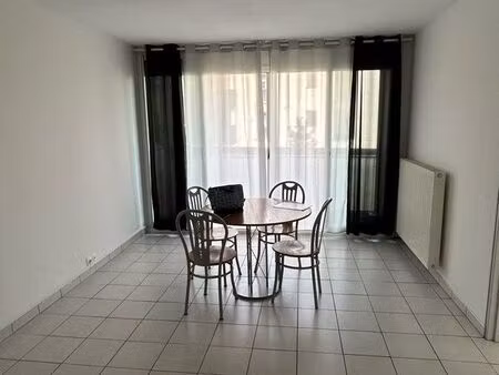 location t2 47 94m2