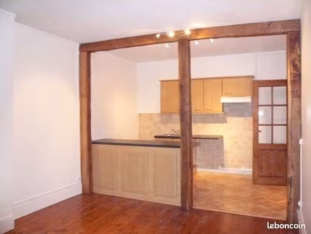 loue f2 - 50m² env. - centre ville rozay-en-brie