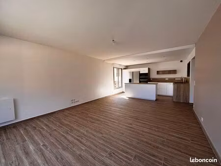 appartement 4 pièces 90 m²
