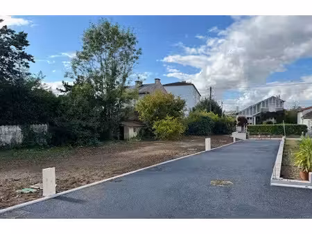 vente terrain 681 m² à buxerolles (86180)  133 000 €