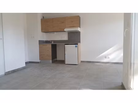 location appartement 1 pièce 29.9 m² à vendargues (34740)  634 €