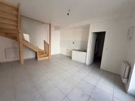 location duplex 3 pièces 53.92 m² à saint-genis-laval (69230)  840 €