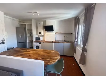 location appartement 2 pièces 36 m² à aubagne (13400)  700 €
