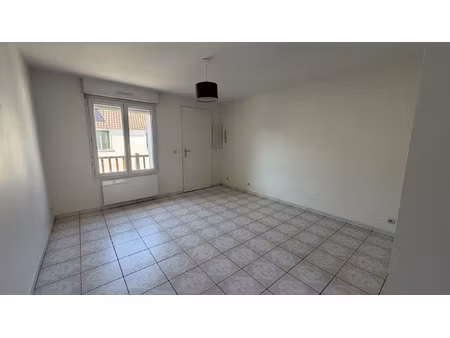 neauphle le château - appartement 2 pièces