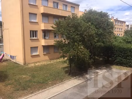 location appartement 3 pièces 53 m² à aix-en-provence (13100)