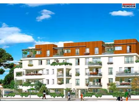 à combs-la-ville  grand appartement à acheter 160000 eur