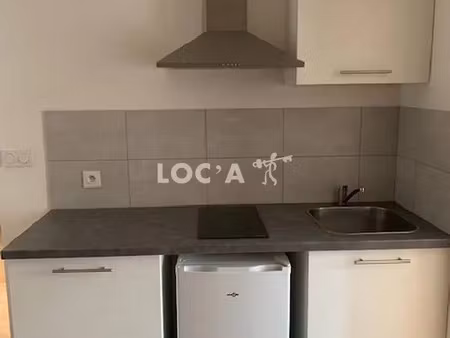 location appartement 3 pièces 30 m² à lyon 7 (69007)