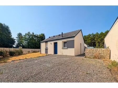 maison récente de plain-pied avec terrain à écommoy