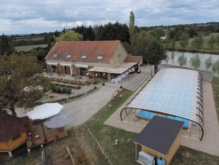propriété à vendre saint hilaire ( allier) comprenant une maison et un gite sur un parc de