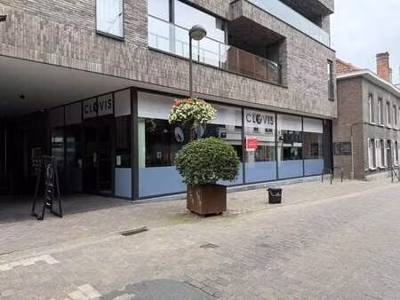 grote recente winkel in volle centrum aaa ligging | markt...