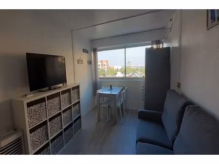 studio cabine avec parking