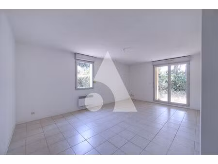 appartement t3 avec terrasse et jardin privatif - 66.24 m2