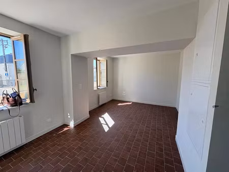 location appartement 1 pièce 29.1 m² à le mans (72000)  485 €