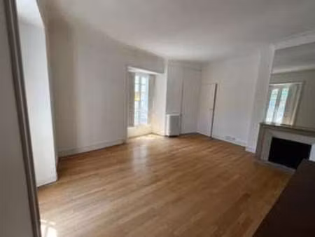 location bureaux et commerces à nantes centre ville (44000) : à louer / nantes centre vill