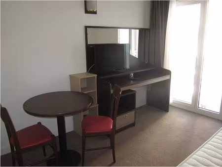 location meublée appartement 1 pièce 21 m² à beziers (34500)  395 €