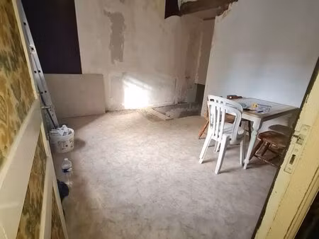 appartement au dessus d'un commerce