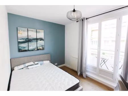location meublée appartement 1 pièce 80 m² à grenoble (38000)  460 €