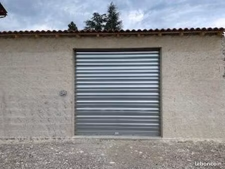 garage local entrepot 43 m² à louer à romans