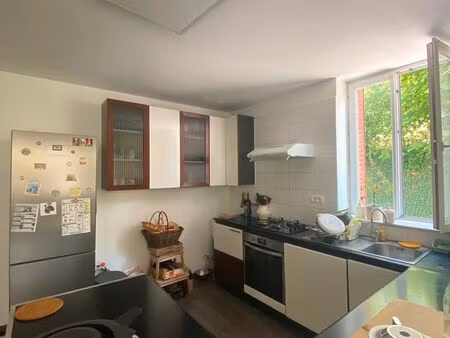 loue t4 en duplex proche de toutes commodités calme et nature