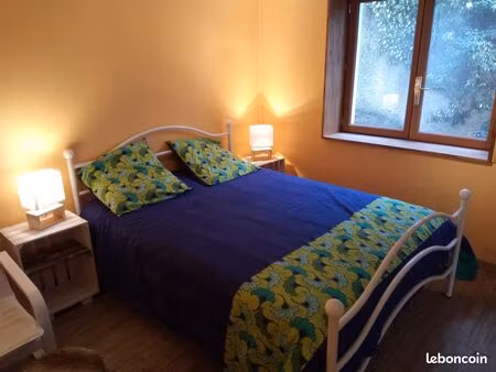 appartement t1 meublé à gréoux les bains