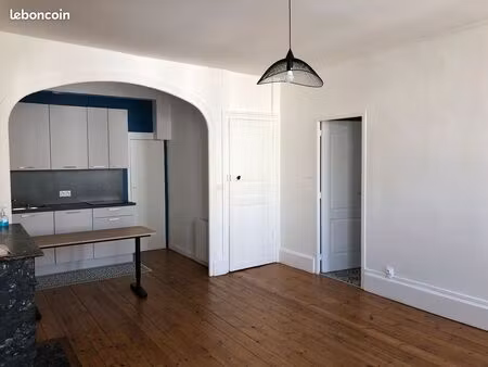 location appartement 2 pièces rochefort centre