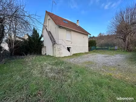 t2 avec jardin à saclas