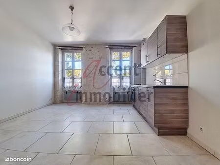 appartement 3 pièces 44 m²