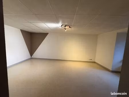 t3 de 80 m² – 2 chambres – disponible fin septembre – villersexel