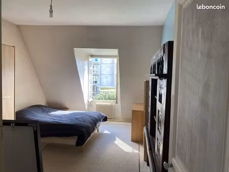 loue chambre pour étudiant/e dans maison familiale