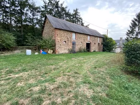 joué-sur-erdre  proche erdre et bourg grange à réhabiliter avec grand terrain