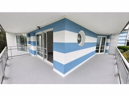 t2 meublé avec balcon