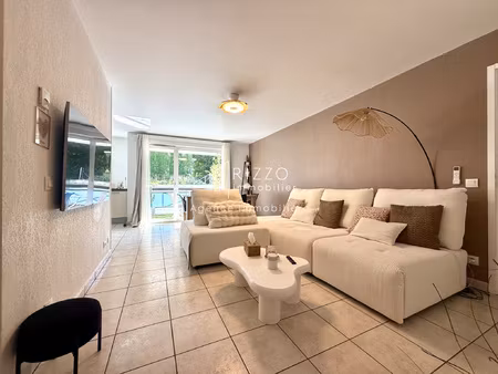 bel appartement t4 de 82 m2 avec balcon  garage et cave la