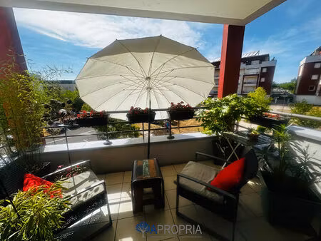 appartement t2 avec balcon  cave et parking - saint-apollinaire