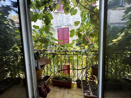 maison de ville à rénover avec garage ? un beau projet au coeur d'arles !