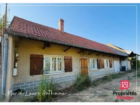 maison pierre-de-bresse 3 pièce(s) 82 m2