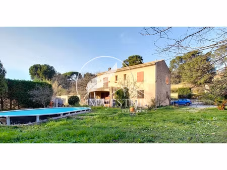 maison à rénover de 150 m2  terrain au calme de 1872 m2