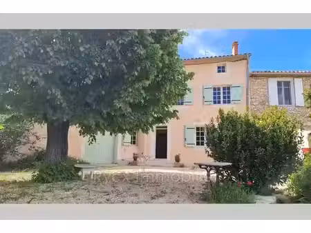 vente maison 5 pièces 98 m² à saint-saturnin-lès-apt (84490)  477 000 €
