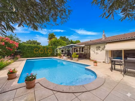 vente maison 6 pièces 126 m² à begles (33130)  447 200 €
